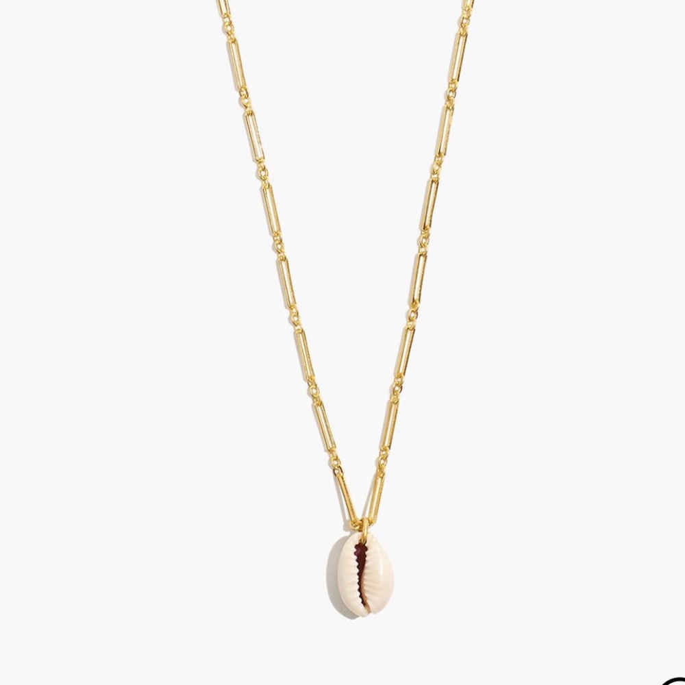 Made well Cowrie Shell Chain Necklace